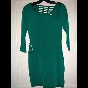 Green bodycon Bebe short dress